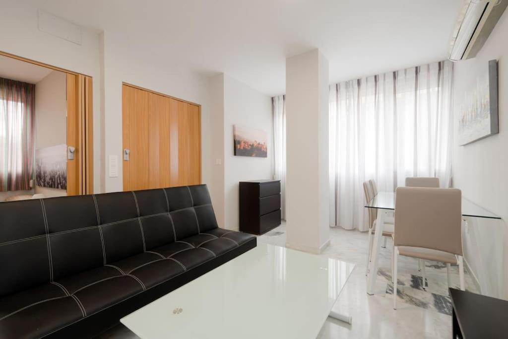 Precioso Y Acogedor Apartamento En Granada Exterior photo